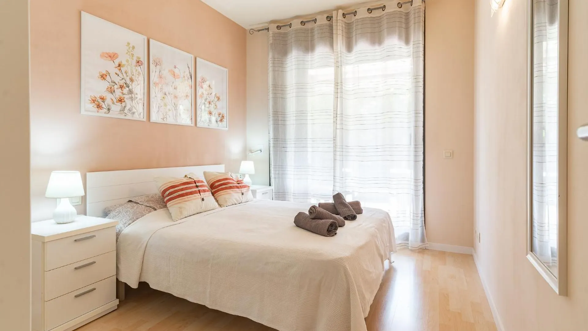Charming Garden Apartment En 