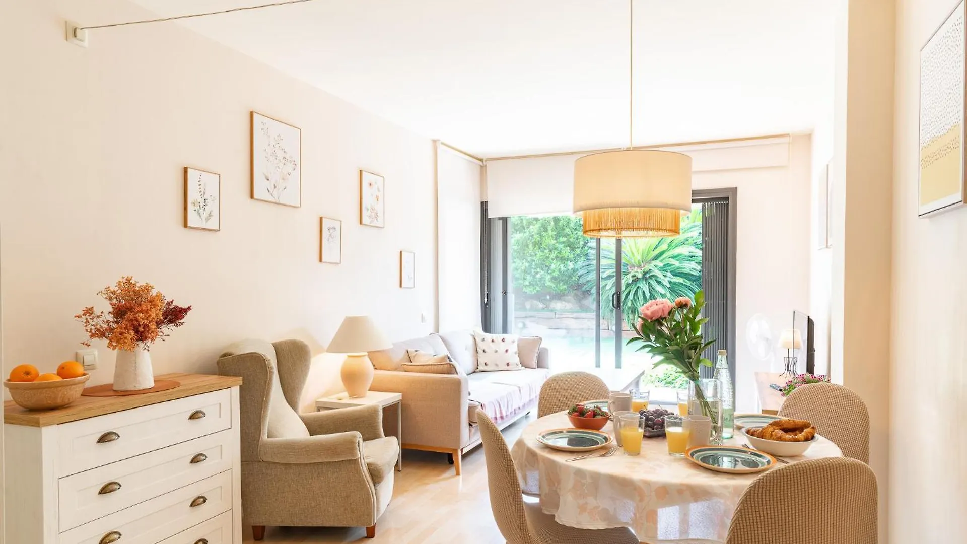 Charming Garden Apartment En 